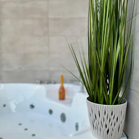 Karibu Serenity Apartamento